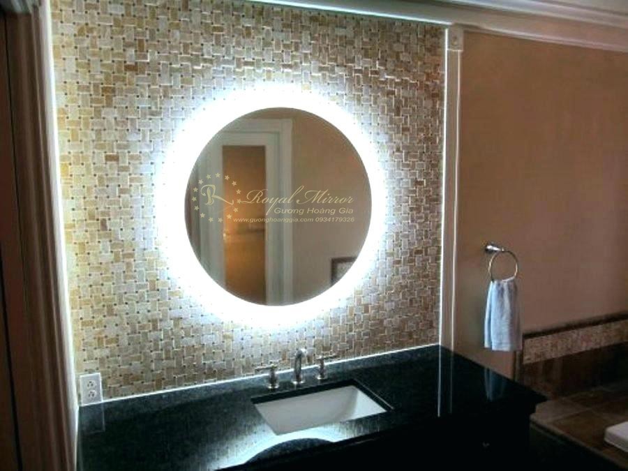 Tận hưởng cảm giác thư giãn sau ngày dài làm việc với những chiếc đèn LED sáng tạo cho gương nhà tắm. Không chỉ đơn giản là chiếc gương thông thường, mà còn đem lại không gian giải trí thực sự cho bạn. Các hiệu ứng ánh sáng đa dạng sẽ khiến cho căn phòng tắm của bạn trở nên đẹp mắt hơn nhiều.