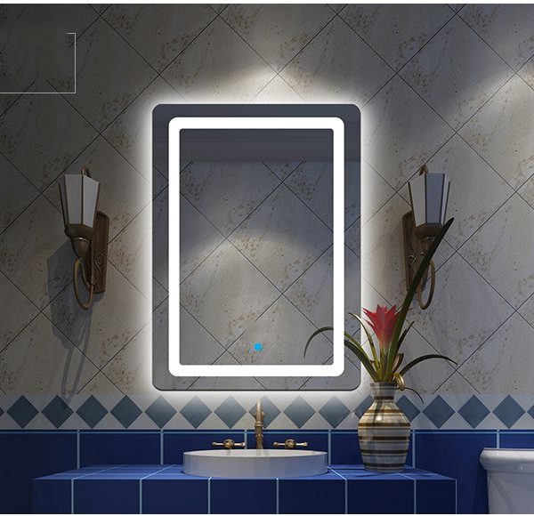 Gương đèn led nhà tắm không chỉ là một vật dụng gắn liền với không gian tắm mà còn làm nổi bật cho không gian sống của bạn. Với khả năng chiếu sáng hiện đại và thời thượng, chúng mang đến cho bạn một không gian sống lịch sự, tươi mới và sang trọng.